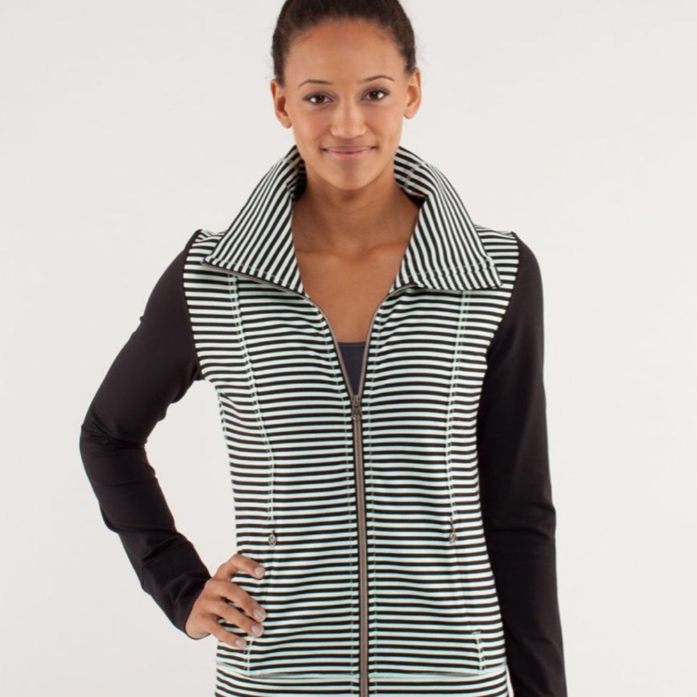 LuluLemon daily yoga jacket